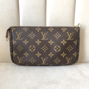 Louis Vuitton Monogram Pochette Accessoires